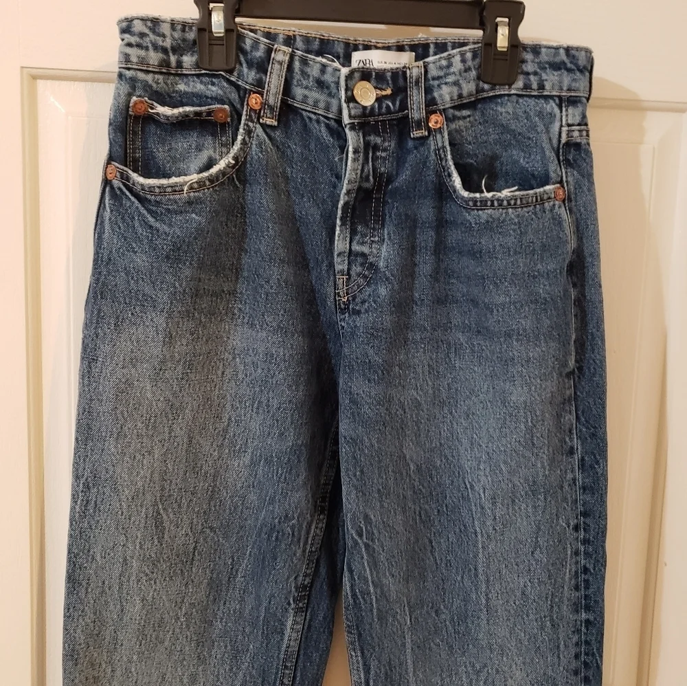 Zara size 4